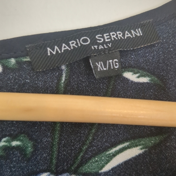 Mario Serrani Tank Blouse Women's XL Navy Blue Floral Italy Lightweight High Low - Picture 5 of 8